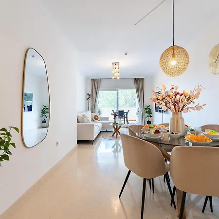 Cosy In Elviria, Apartment