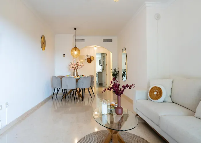 アパート Cosy In Elviria, マルベーリャ